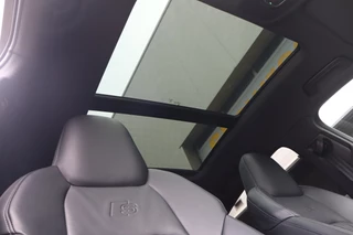 Audi Q8 Sportback e-tron Audi Q8 Sportback e-tron 55 quattro S Edition 115 kWh Pano-Dak I Luxe-Leder I Matrix - afbeelding nr 4