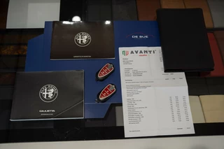 Alfa Romeo Giulietta Alfa Romeo Giulietta 1.750 Turbo Veloce QV 240PK 2e Eig Carbon Panoramadak Kuipstoelen CarPlay Stoelverw. Full option - afbeelding nr 56
