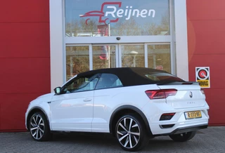 Volkswagen T-Roc Volkswagen T-Roc Cabrio 1.5 TSI 150PK AUTOMAAT R-LINE | VIRTUAL COCKPIT | STOEL/STUUR VERWARMING | 19