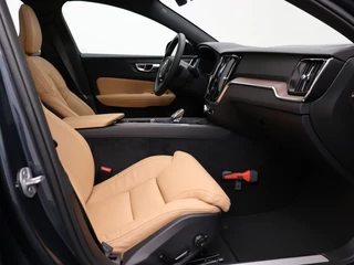 Volvo S60 Volvo S60 B4 AUT(7) PLUS DARK 360GR CAM HARMAN/KARDON STOELVENTILATIE SCHU - afbeelding nr 7