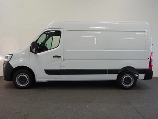 Renault Master Renault Master T33 2.3 dCi 135 L2H2 BPM VRIJ! Airco Cruise control Parkeersensoren Navigatie Trekhaak - afbeelding nr 30