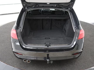 BMW 3 Serie BMW 3-serie 320d | Stoelverwarming | Trekhaak | Full LED |  Navigatie | Sportstoelen | Climate control | Bluetooth | Parkeerhulp | Cruise control - afbeelding nr 11