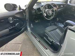 MINI Cooper S Cabrio Mini Cabrio Cooper S Automaat / JCW / Pakket XL / 18