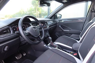 Volkswagen T-Roc Volkswagen T-Roc 1.5 TSI Sport 150pk NAVI, Camera, Schuif/kanteldak, Stoelverwarming - afbeelding nr 6