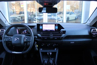 Citroën C4 Citroen C4 1.2 130PK FEEL PACK | NAVIGATIE | HEAD UP DISPLAY | ACHTERUITRIJ CAMERA | APPLE CARPLAY/ANDROID AUTO | LICHTMETALEN VELGEN | PARKEER SENSOREN | CLIMATE CONTROL | AFNEEMBARE TREKHAAK | EXTRA GETINTE ACHTER RUITEN | - afbeelding nr 6