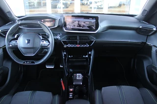 Peugeot 2008 Peugeot 2008 1.2 130PK AUTOMAAT GT | NAVIGATIE | FULL LED KOPLAMPEN | DRAADLOZE APPLE CARPLAY/ANDROID AUTO | ADAPTIVE CRUISE CONTROL | ACHTERUITRIJ CAMERA | CLIMATE CONTROL | LICHTMETALEN VELGEN 17