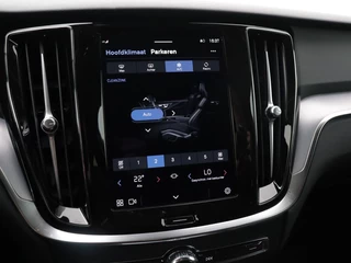 Volvo V60 Volvo V60 Cross Country 2.0 B5 AWD Core | Driver Awareness Pack - afbeelding nr 19