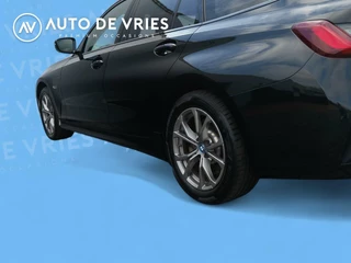 BMW 3 Serie BMW 3-serie Touring 330e 293pk Sport Line | Full LED | Sportstoelen | Adaptive cruise | Trekhaak - afbeelding nr 32