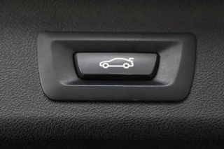 BMW 5 Serie BMW 5-serie 520i High Executive | Leder | 360 camera |  Stoelverwarming | DAB | Navigatie | Full LED | Sfeerverlichting | Parkeerhulp | Climate control | Cruise control - afbeelding nr 12
