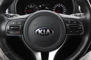 Kia Sportage Kia Sportage 1.6 T-GDI GT-Line First Edition / Trekhaak / Leder / Camera / 19'' / Getint glas / Navigatie / DAB / Cruise Control - afbeelding nr 31