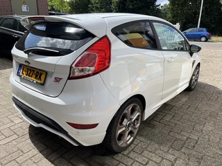 Ford Fiesta Ford Fiesta 1.6 ST2 - afbeelding nr 7
