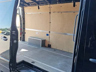 Mercedes-Benz Sprinter Mercedes-Benz Sprinter 319 3.0 CDI L2H2, V6 / LED / 3500KG / APPLE CARPLAY / ANDROID AU - afbeelding nr 11
