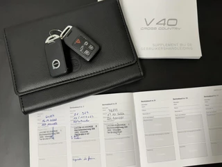 Volvo V40 Volvo V40 CROSS COUNTRY 1.5 T3 Momentum Ocean Race Cruise control Climate control Parkeersensor Navigatie - afbeelding nr 9