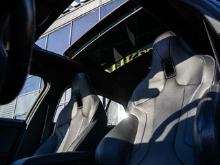 BMW 1 Serie BMW 1-serie M135i xDrive High Executive|PANO|MAXTON|19'' - afbeelding nr 18
