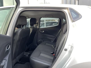 Renault Clio Renault Clio 0.9 TCe Intens GT-LINE LED KOPLAMPEN|CAMERA|R-LINK|KEYLESS|NAVIGATIE|BLUETOOTH - afbeelding nr 22