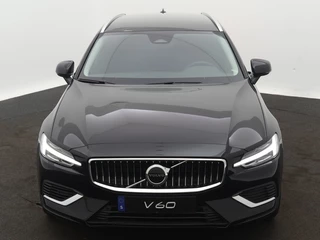 Volvo V60 Volvo V60 2.0 T6 Essential Edition | Driver Assist | Leder | Climate | 19