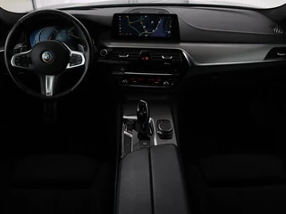 BMW 5 Serie BMW 5-serie 540d xDrive M Sport | Panoramadak | Head-Up |  Adaptive cruise | Carplay | Alcantara | Harman/Kardon | Stoelverwarming | Trekhaak | Sfeerverlichting - afbeelding nr 7