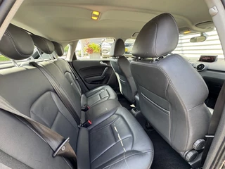 Audi A1 Audi A1 1.0 TFSI Design Airco Stoel verwarmd Trekhaak Leder Navi Tel Autom licht - afbeelding nr 9