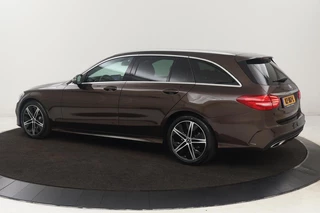 Mercedes-Benz C-Klasse Mercedes-Benz C-klasse 220 CDI AMG | Adaptive cruise | Leder |  Stoelverwarming | Camera | Full LED | Navigatie | Carplay | Park Assist - afbeelding nr 2