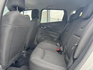 Renault Clio Renault Clio Estate 1.5 dCi Ecoleader Limited 2e Eigenaar,Navi,Clima,Cruise,PDC Achter,LM Velgen,Dealer Onderhouden,N.A.P,APK Tot 02-2026 - afbeelding nr 9
