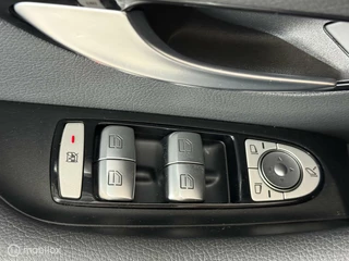 Mercedes-Benz E-Klasse Mercedes E-klasse Estate 200 d Business Aut9 [Pano,Led,Trekhaak] - afbeelding nr 13