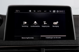 Peugeot 3008 Peugeot 3008 1.2 PureTech 130 PK GT Line | S/K-Panodak | Dig. Cockpit | Cruise | PDC | Camera | NAV | ECC | Elek. Klep | DAB | LM 19