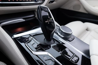 BMW 5 Serie BMW 5 Serie 530 i Touring High Executive Edition | PANORAMA | CARBON SCHWARZ | - afbeelding nr 18