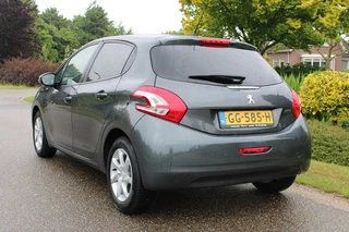 Peugeot 208 Peugeot 208 1.2 82pk Style Pack 5-drs ECC/Cruise/Navi/PDC - afbeelding nr 2
