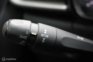Citroën C3 Citroen C3 1.2 PureTech Feel Edition, Cruise, Pdc, App connect, Navi, Clima, Donkerglas. - afbeelding nr 25