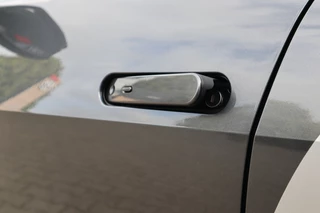 Toyota C-HR Toyota C-HR 1.8 Hybrid 140 Dynamic - afbeelding nr 38