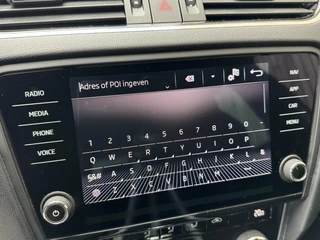 Škoda Octavia Skoda Octavia Combi 1.5 TSI Greentech Sport Business Automaat | Cruise control | Climate control | Trekhaak | Parkeersensoren achter | Zwart optiek - afbeelding nr 13