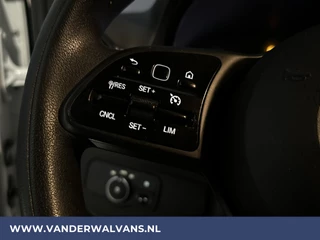 Mercedes-Benz Sprinter Mercedes-Benz Sprinter 317 CDI 170pk L3H2 Euro6 Airco | Camera | Navigatie | Apple Carplay | Cruisecontrol Android Auto, Bijrijdersbank - afbeelding nr 8