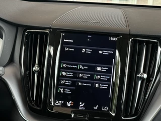 Volvo XC60 Volvo XC60 2.0 B5 Momentum Exclusive Pano|Harman|HuD|360cam - afbeelding nr 15