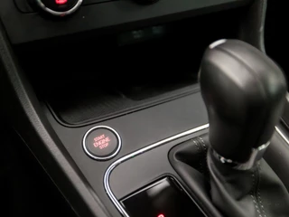 SEAT Leon 150Pk Automaat (APPLE CARPLAY, NAVIGATIE, CAMERA, CLIMATE, KEYLESS, SPORTSTOELEN, GETINT GLAS, PARKEERSENSOREN, CRUISE, LM VELGEN, NIEUWSTAAT) - afbeelding nr 24