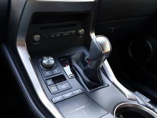 Lexus NX Lexus NX 300h AWD Luxury Line | Schuifdak | Safety Pack | Premium Audio - afbeelding nr 26