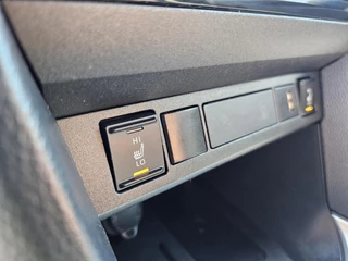 Toyota Yaris Cross Toyota Yaris Cross 1.5 Dynamic | Hybrid | Carplay / Navi / Camera / Keyless / Cruise Adapt / Winterpack - afbeelding nr 33