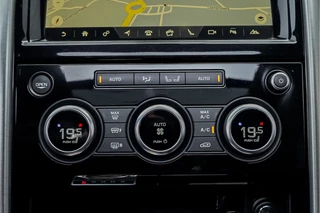 Land Rover Discovery Pano Luchtvering 22