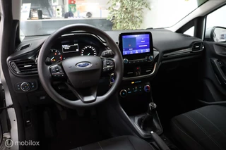Ford Fiesta Ford Fiesta 1.1 Trend | Navigatie | Cruise Controle | - afbeelding nr 18