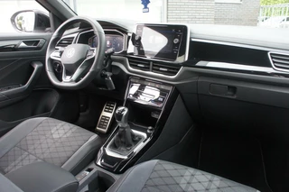 Volkswagen T-Roc VW T-Roc 1.0 TSI 3x R-Line Acc|CarPlay|PDC|Trekhaak|Virtual - afbeelding nr 24