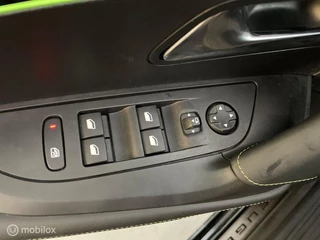 Peugeot 2008 Peugeot 2008 1.2 PureTech 130 GT eat8 leer alcantara adaptive cruise control navigatie via carplay - afbeelding nr 51