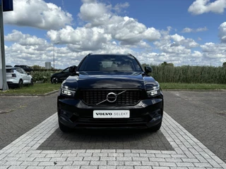 Volvo XC40 Volvo XC40 T4 Plug-In Hybrid R-Design | Trekhaak | Keyless Entry | Park. Camera | Stoelverwarming | Voorruitverwarming | - afbeelding nr 9