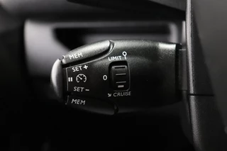 Opel Vivaro Opel Vivaro 2.0 BlueHDi 144PK L2 EURO 6 - Airco - Navi - Cruise - € 19.950,- Excl. - afbeelding nr 19