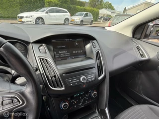 Ford Focus Ford Focus 1.0 Titanium Edition vol opties LED NAVI LMV - afbeelding nr 18