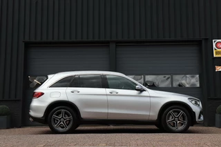 Mercedes-Benz GLC Mercedes GLC-klasse 200 4MATIC AMG-Pakket /LED/PANODAK/LEDER/STOELVERW./CARPLAY/PDC! - afbeelding nr 3