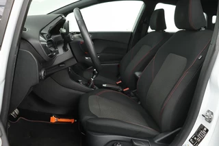 Ford Fiesta Ford Fiesta 1.0 EcoBoost ST-Line | Stoel & stuurverwarming |  Camera | Carplay | Climate control | Sportstoelen | Cruise control | PDC | Bluetooth - afbeelding nr 5