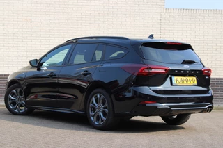 Ford Focus Ford Focus Wagon 1.0 EcoBoost Hybrid ST Line X | Trekhaak | Winterpack | Adaptieve Cruise | LED | BLIS - afbeelding nr 3