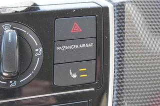 Volkswagen up! Airco , Cruise control , Stoelverwaming , DAB radio - afbeelding nr 14