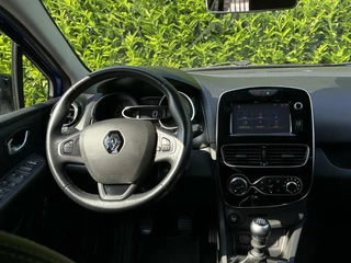 Renault Clio Renault Clio 1.2 TCe INTENS, FACELIFT, NAVI, CRUISE, LEDER, ECC-AIRCO, KEYLESS, LED, PARKEERSENSOREN, LICHTMETAAL 17