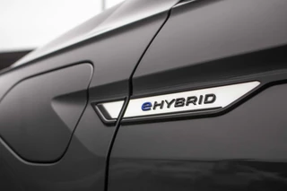 Volkswagen Tiguan - All-in rijklrprs | Leer | Elekt. panodak | Nav | IQ LED - afbeelding nr 38