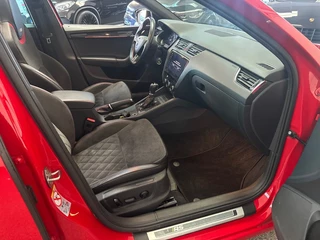 Škoda Octavia Škoda Octavia 2.0 TSI RS 245 Panodak Kuipstoel Clima Navi Cruise Incl 12Mnd Ga - afbeelding nr 17